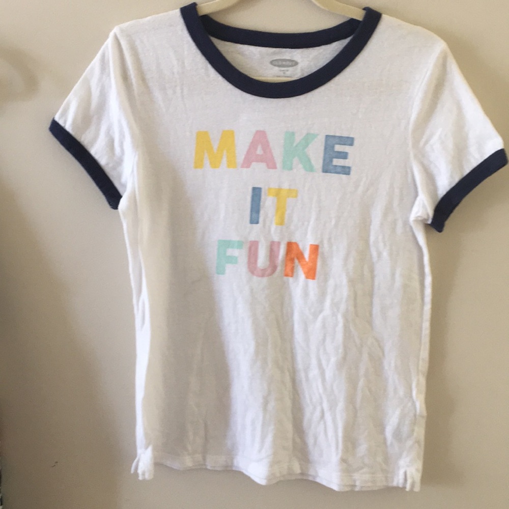 Old Navy T-Shirt